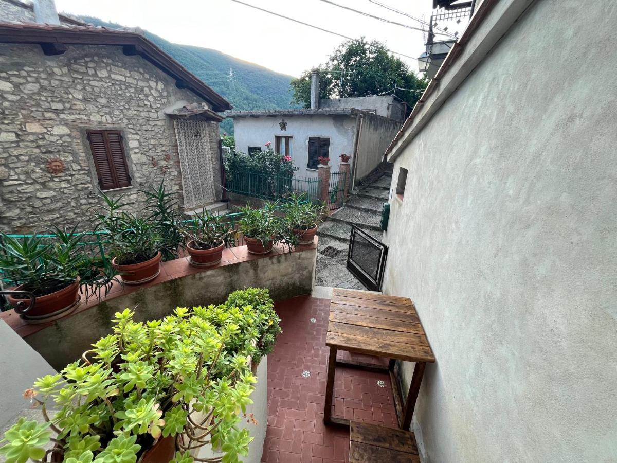 Appartamento A Valle San Martino Di Spoleto Ngoại thất bức ảnh
